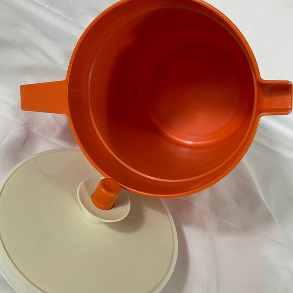 Tupperware Orange Drink Pitcher Vacuum Lid 1575-1 Vintage 1970s GREAT RETRO - Picture 2 of 11
